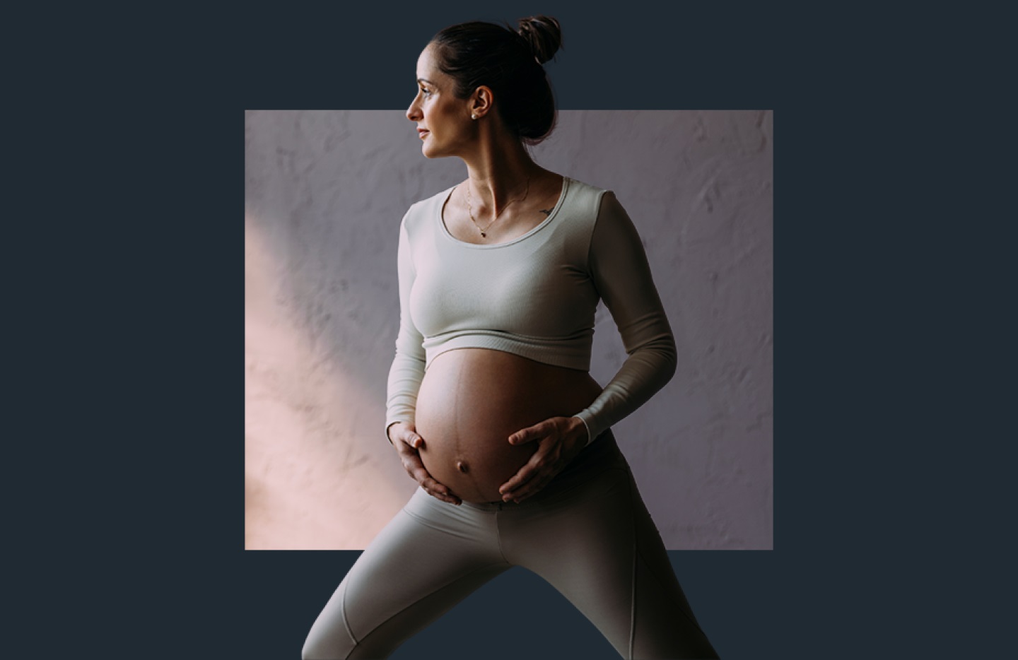 PREGNANT WOMAN STRETCHING