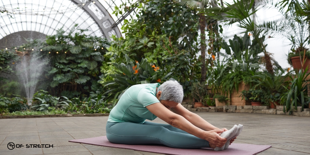 Simple and Effective Stretching Techniques for Seniors